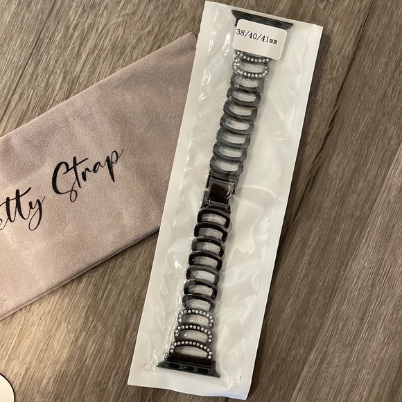 Apple Watch Case and Strap Black Bedazzled - Picture 4 of 5